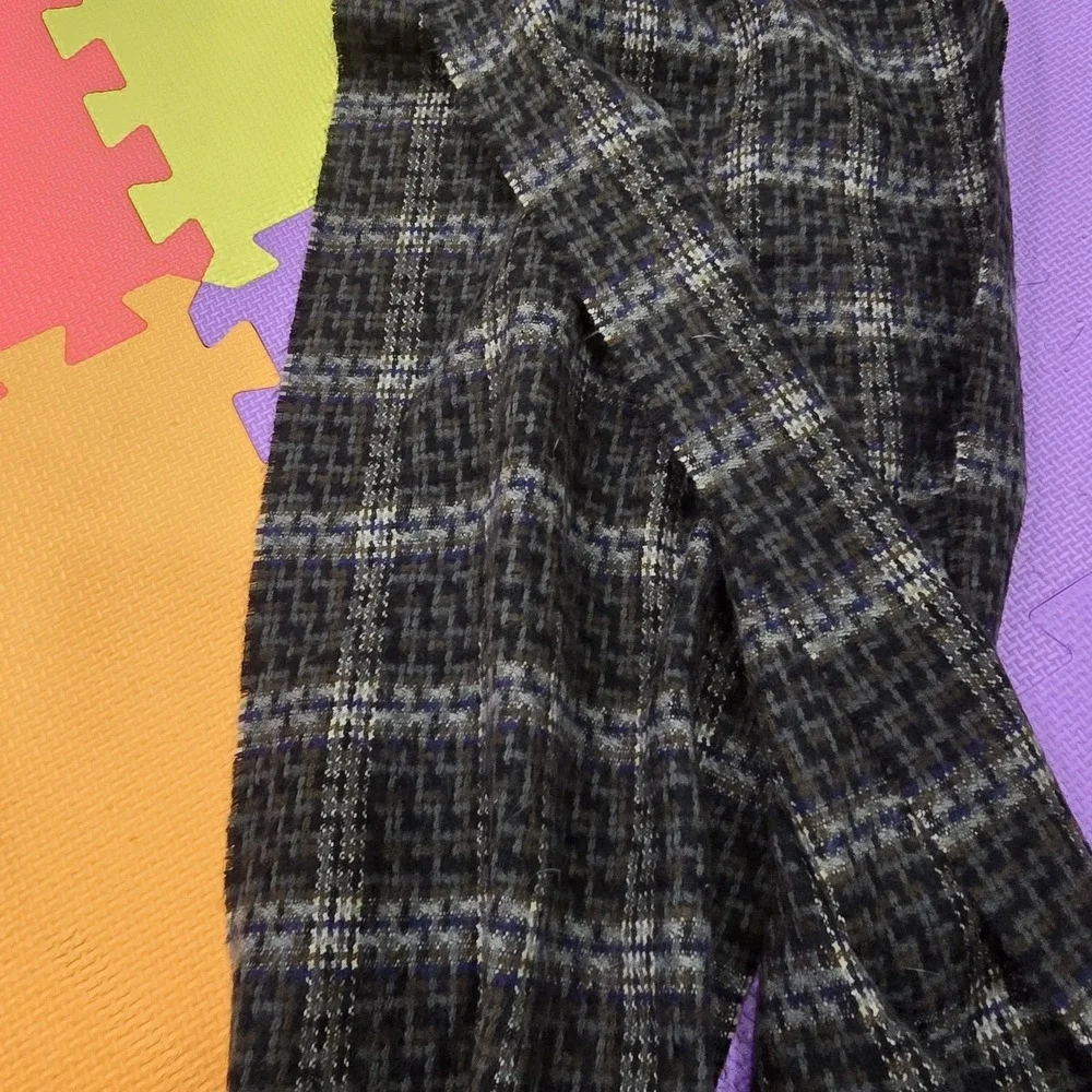D&Y Softer Than Cashmere Scarf Gray Blue Plaid Checkered 100% Acrylic Soft 12x64